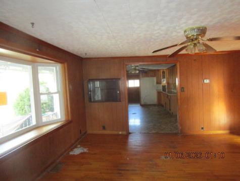 1102 Highland Street Benton IL 62812