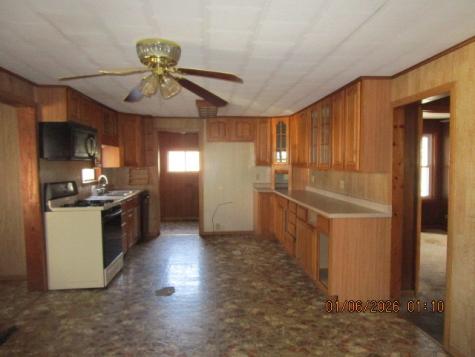 1102 Highland Street Benton IL 62812