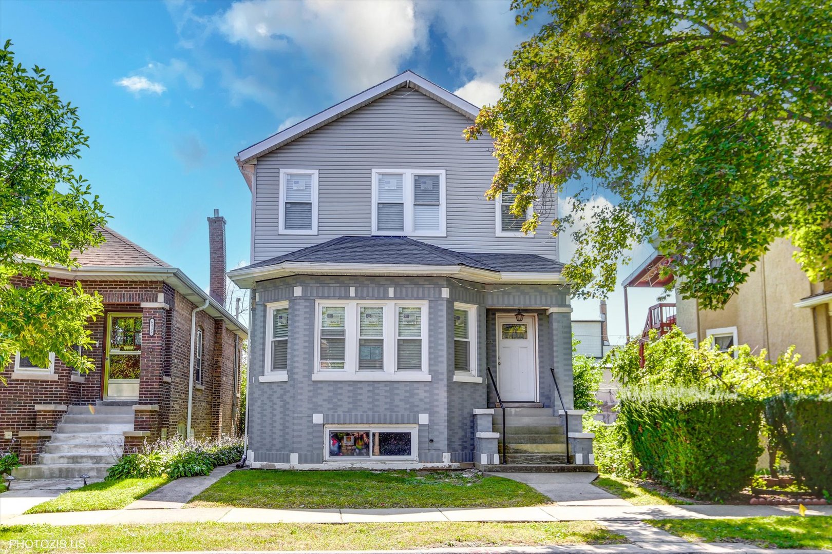 6444 27TH Street Berwyn IL 60402