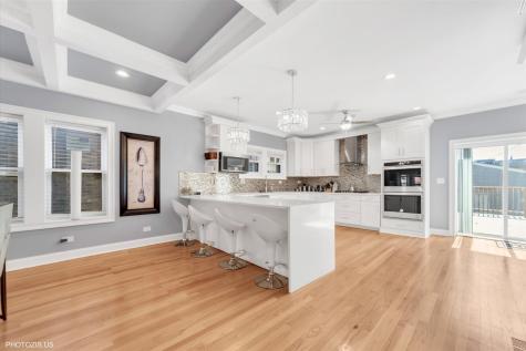 6444 27TH Street Berwyn IL 60402