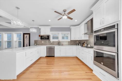 6444 27TH Street Berwyn IL 60402