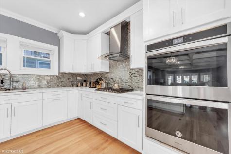6444 27TH Street Berwyn IL 60402