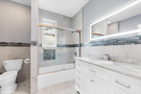 6444 27TH Street Berwyn IL 60402