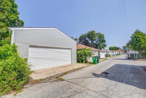 6444 27TH Street Berwyn IL 60402