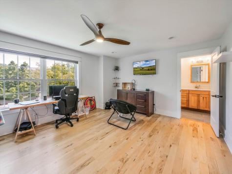 S492 Rebecca Lane Winfield IL 60190
