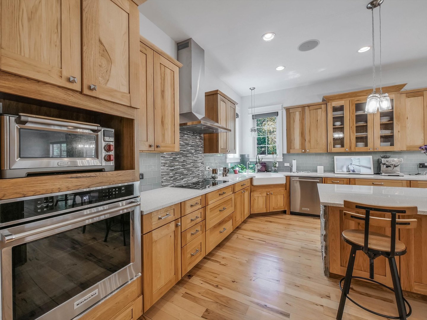 S492 Rebecca Lane Winfield IL 60190
