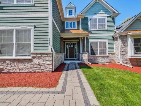S492 Rebecca Lane Winfield IL 60190
