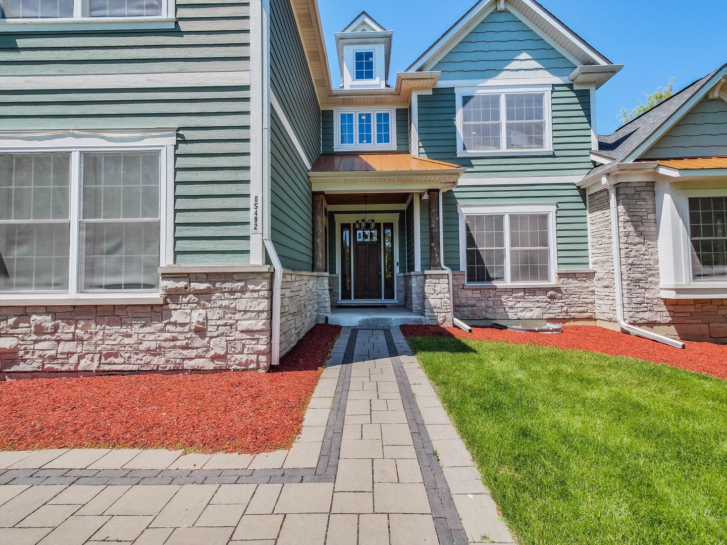S492 Rebecca Lane Winfield IL 60190