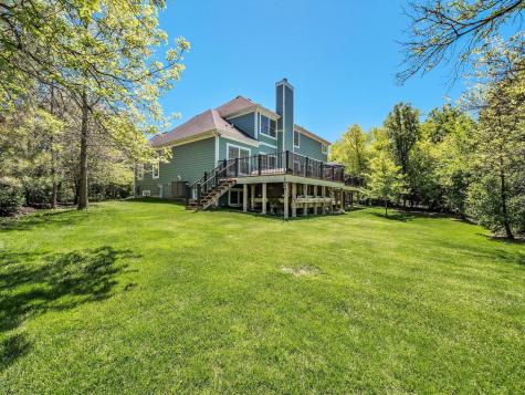 S492 Rebecca Lane Winfield IL 60190