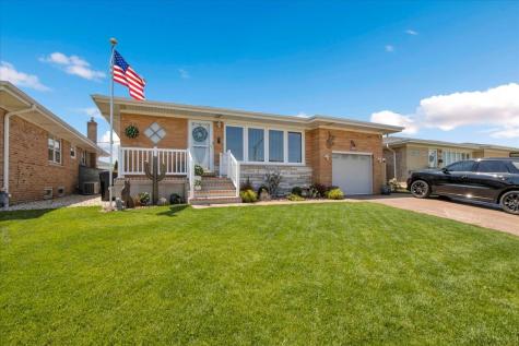 8537 West Winona Street Chicago IL 60656