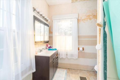 202 South Locust Street Malden IL 61337