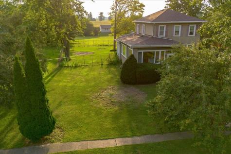 202 South Locust Street Malden IL 61337