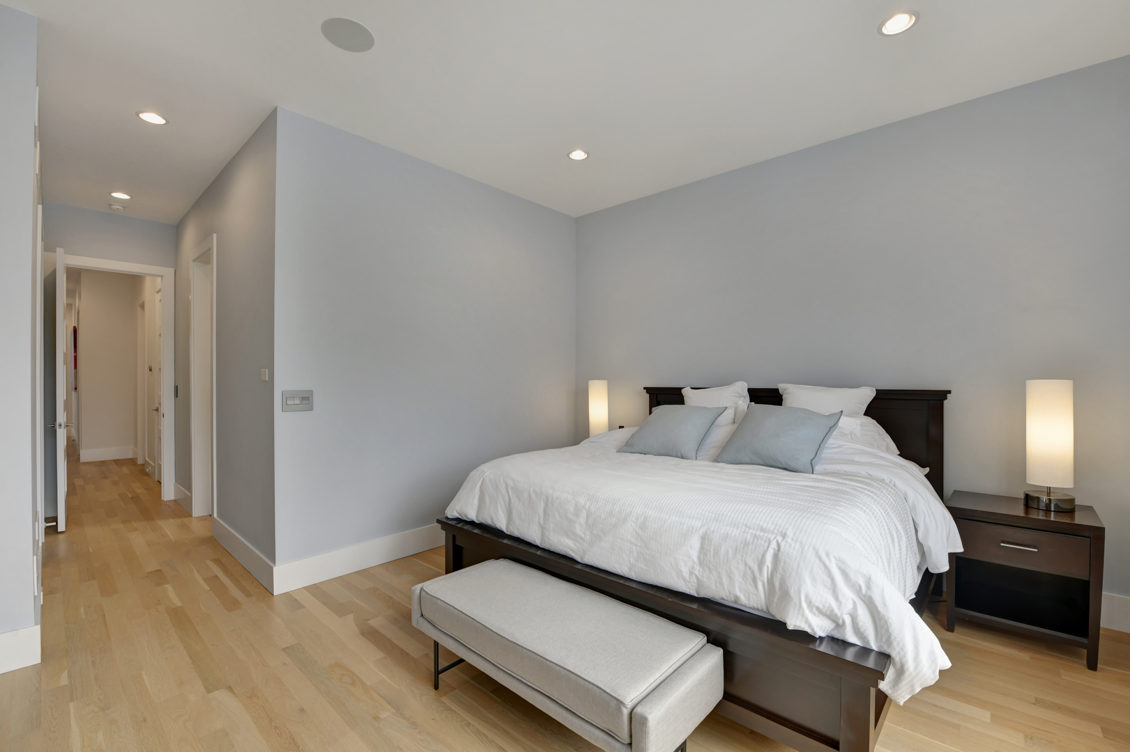 3012 North Hoyne Avenue Chicago IL 60618