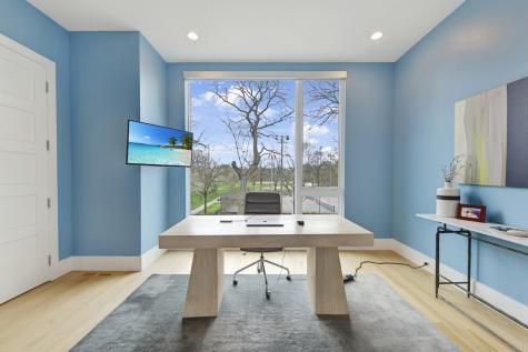 3012 North Hoyne Avenue Chicago IL 60618