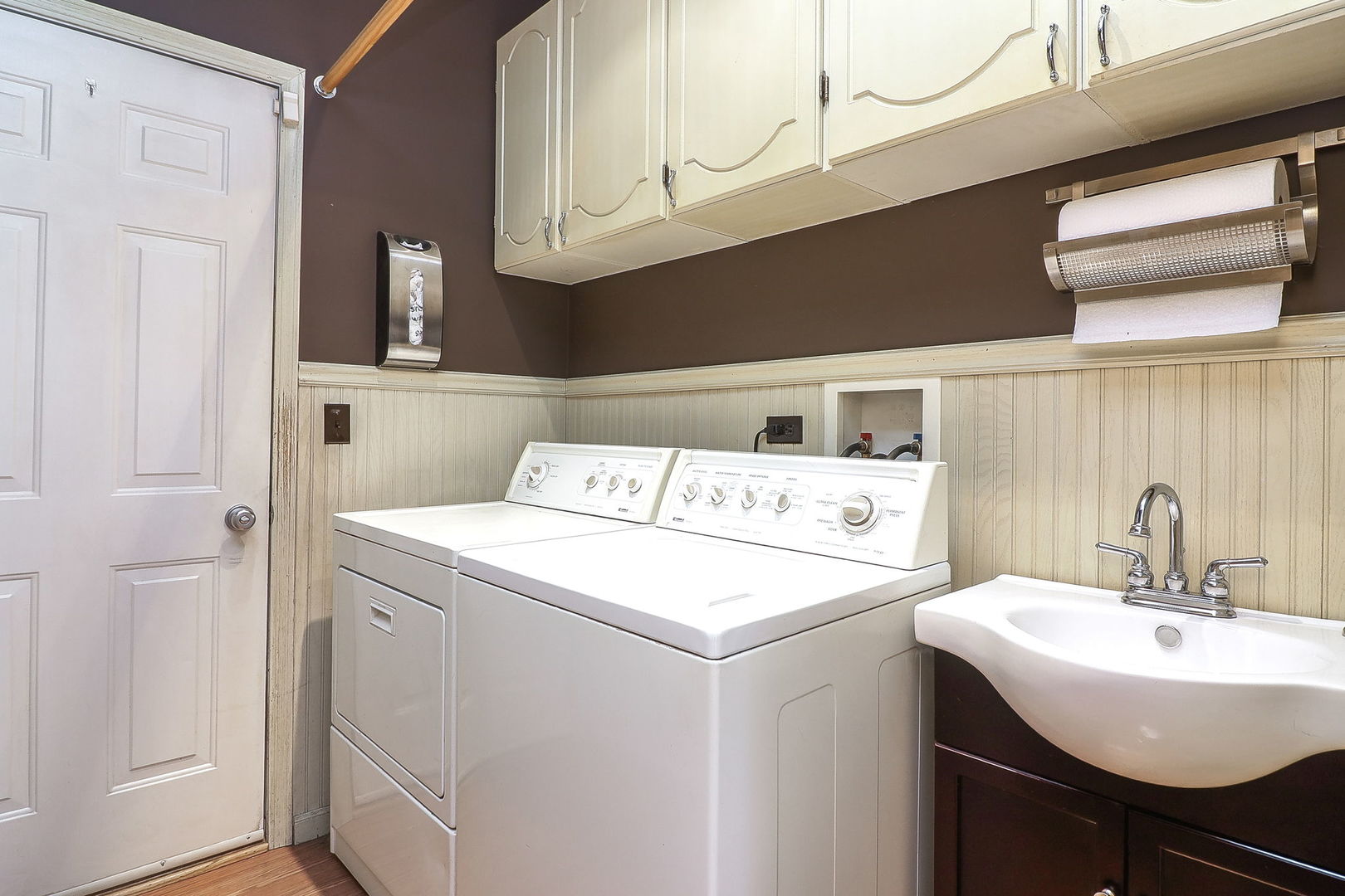 406 South Palmer Drive Bolingbrook IL 60490