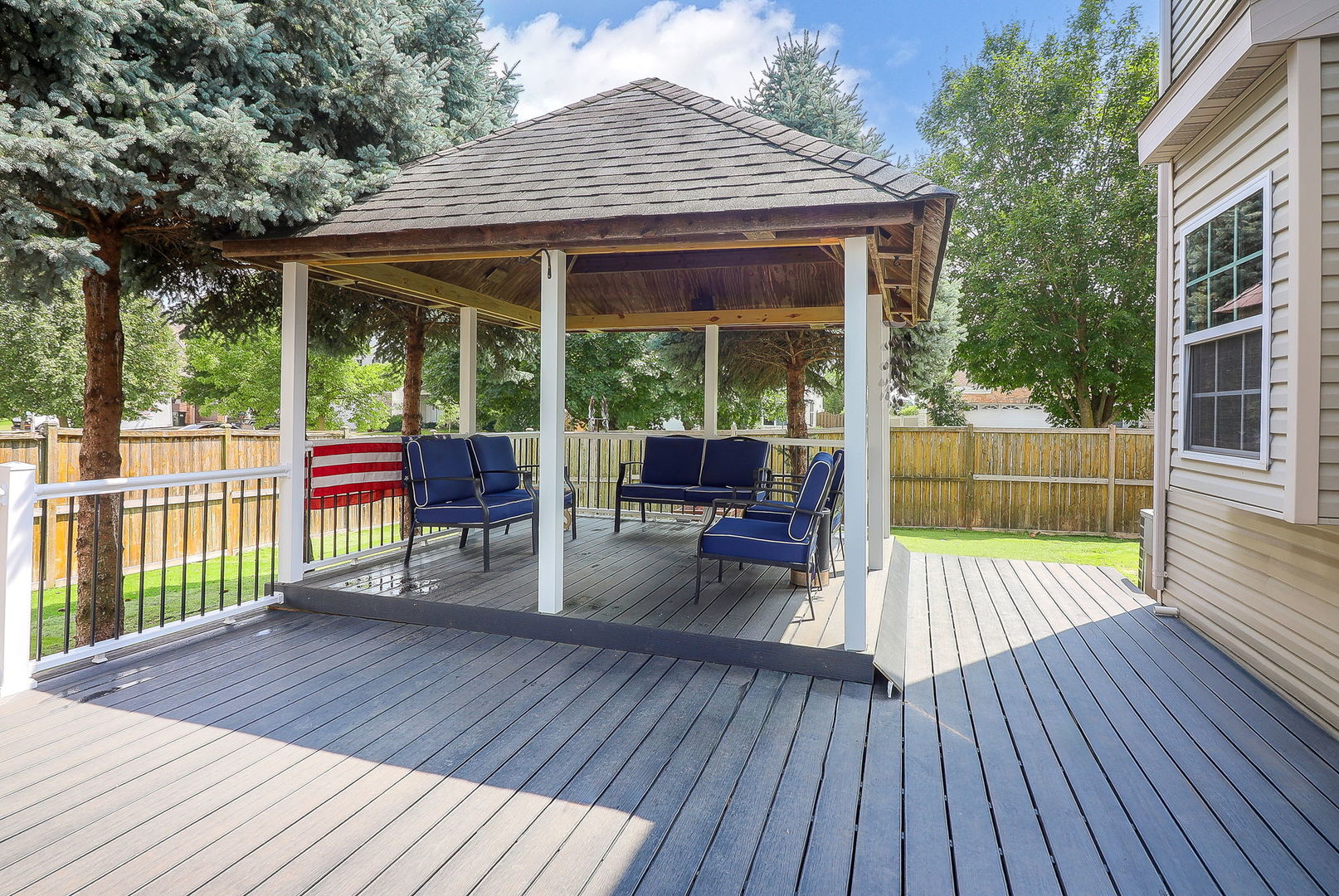 406 South Palmer Drive Bolingbrook IL 60490