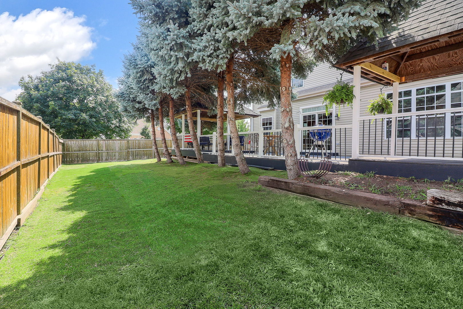 406 South Palmer Drive Bolingbrook IL 60490