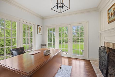 1110 Fox Glen Drive St. Charles IL 60174