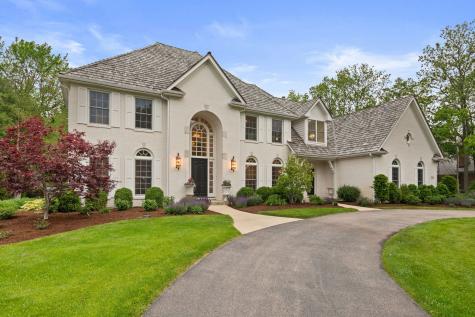 1110 Fox Glen Drive St. Charles IL 60174