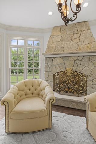 1110 Fox Glen Drive St. Charles IL 60174