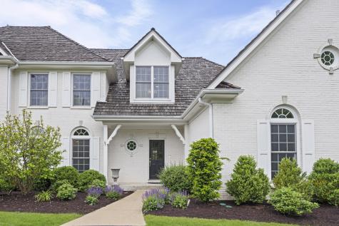 1110 Fox Glen Drive St. Charles IL 60174