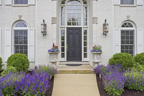 1110 Fox Glen Drive St. Charles IL 60174