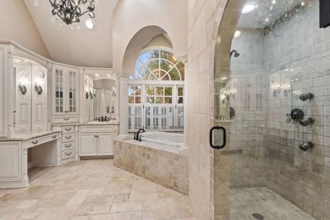 1110 Fox Glen Drive St. Charles IL 60174