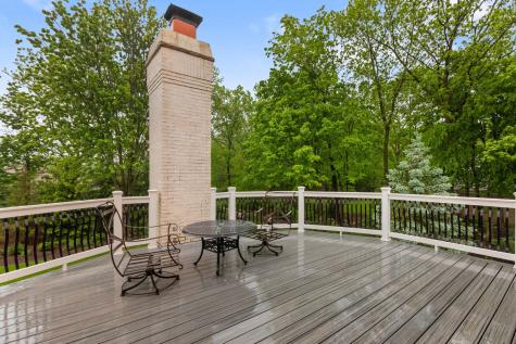 1110 Fox Glen Drive St. Charles IL 60174