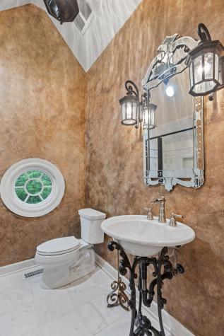 1110 Fox Glen Drive St. Charles IL 60174