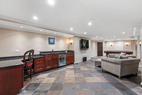 1110 Fox Glen Drive St. Charles IL 60174