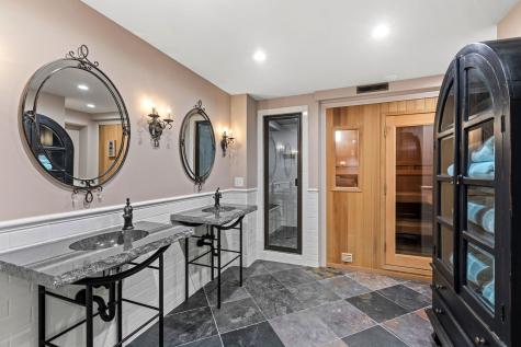 1110 Fox Glen Drive St. Charles IL 60174