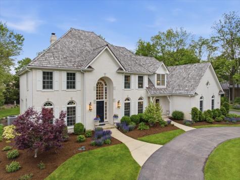 1110 Fox Glen Drive St. Charles IL 60174