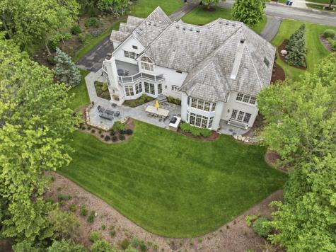 1110 Fox Glen Drive St. Charles IL 60174