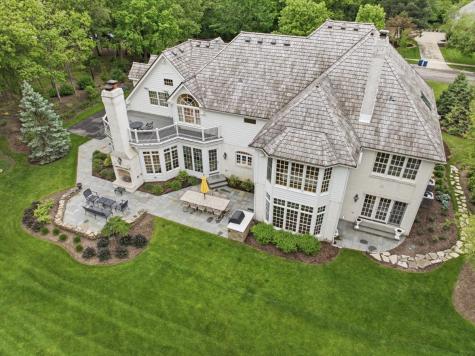 1110 Fox Glen Drive St. Charles IL 60174