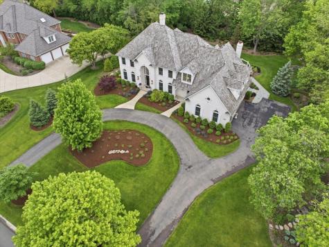 1110 Fox Glen Drive St. Charles IL 60174