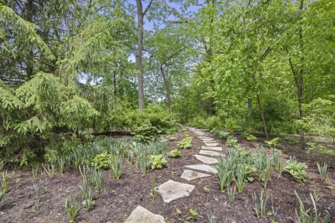 1110 Fox Glen Drive St. Charles IL 60174
