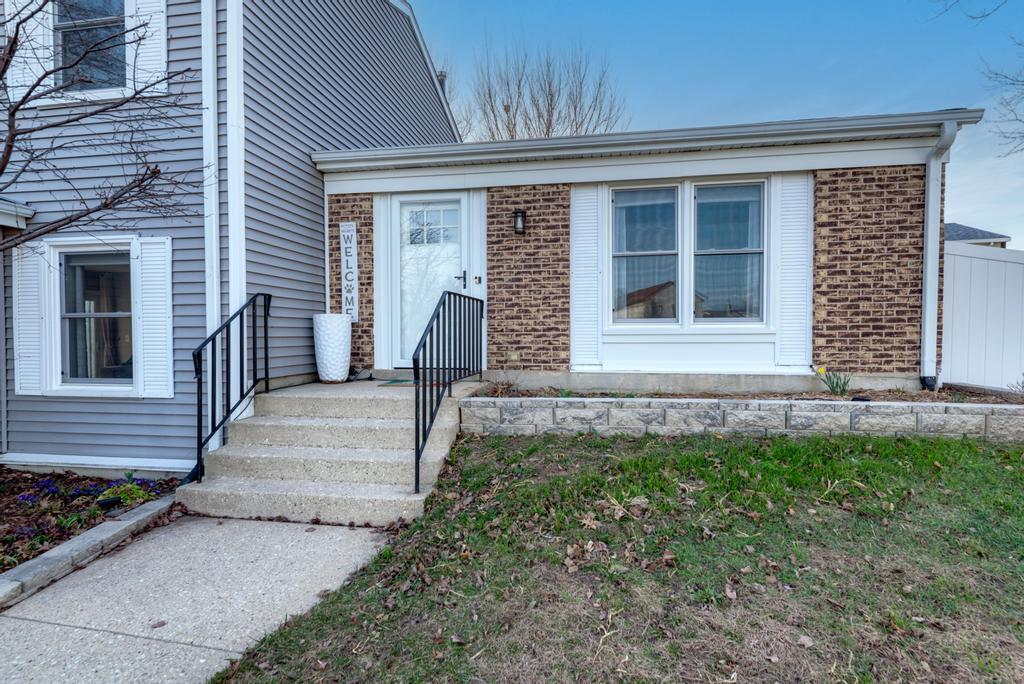 1754 Hemlock Drive Glendale Heights IL 60139