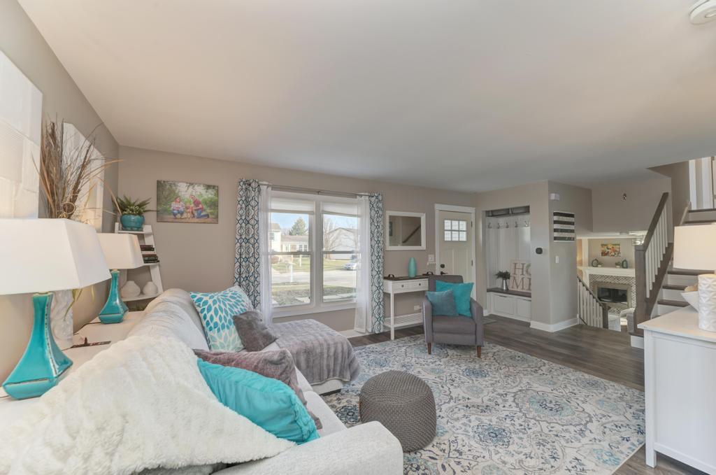 1754 Hemlock Drive Glendale Heights IL 60139