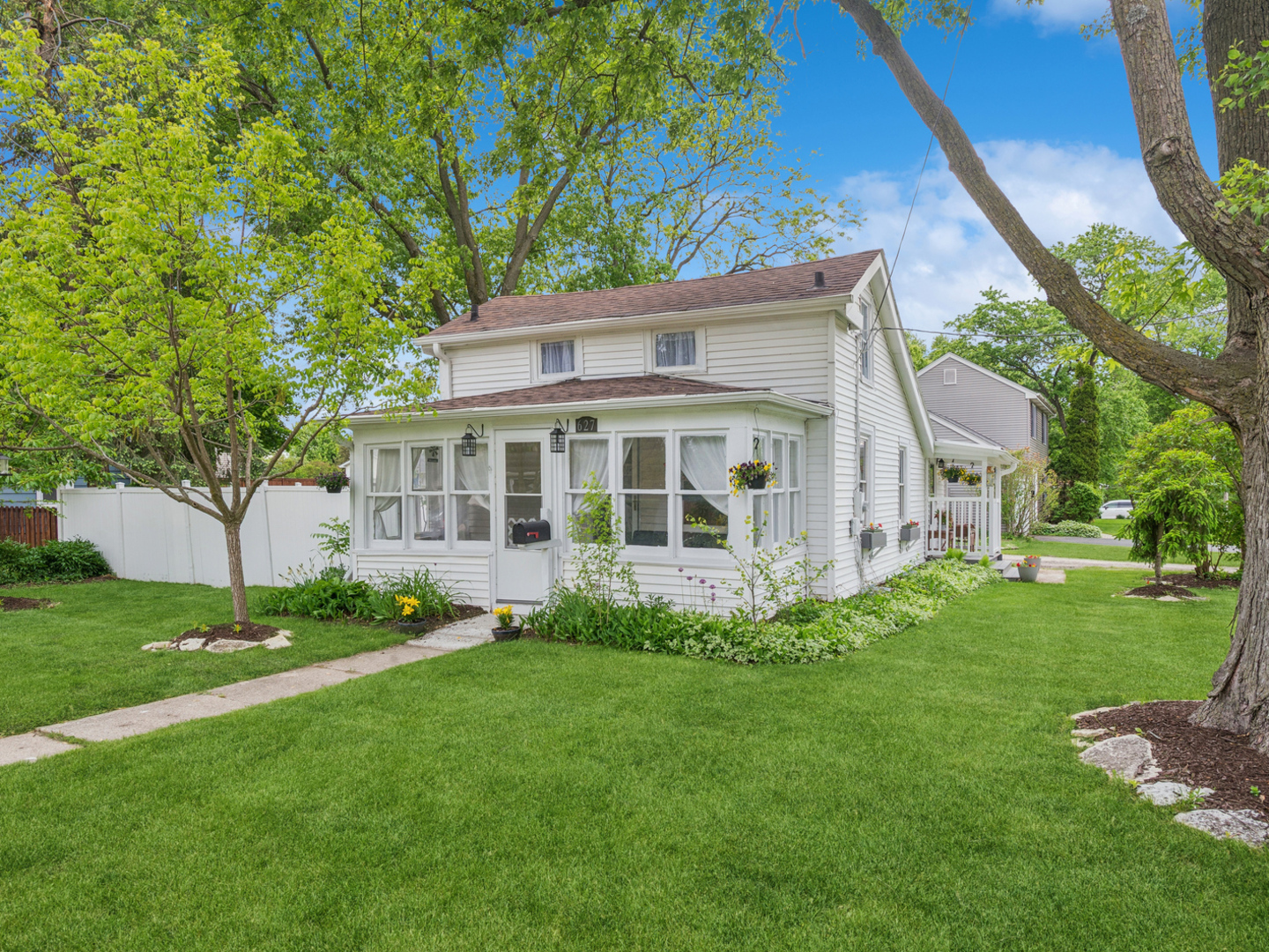 627 Park Street Batavia IL 60510