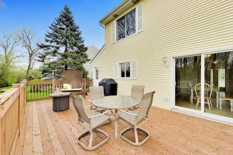 1474 Knottingham Drive Gurnee IL 60031