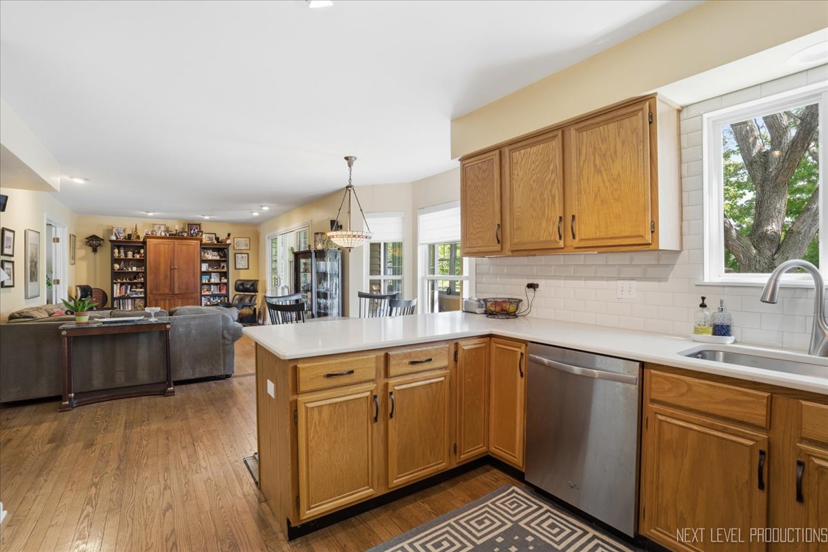 1108 Willard Court Naperville IL 60540