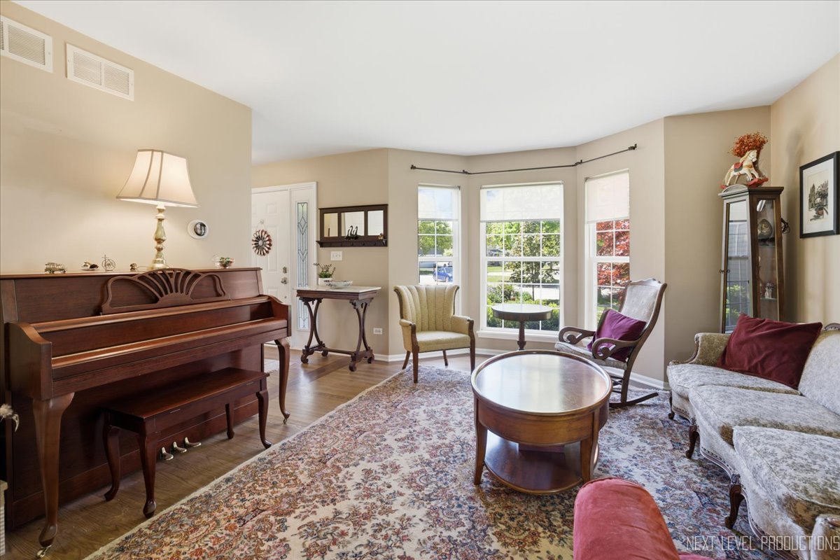1108 Willard Court Naperville IL 60540