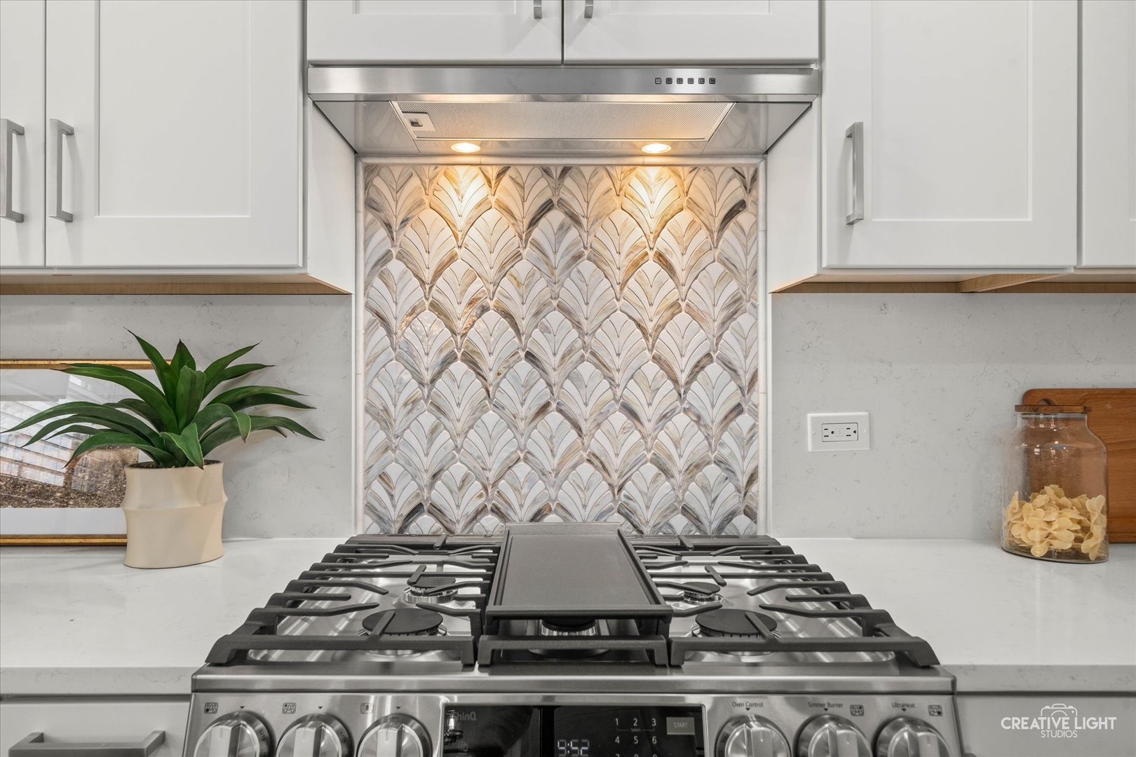 704 Plainfield Road Downers Grove IL 60516