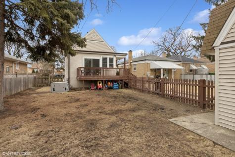 2230 Keystone Avenue North Riverside IL 60546