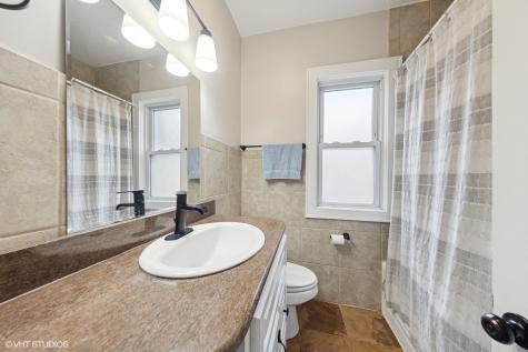 2230 Keystone Avenue North Riverside IL 60546