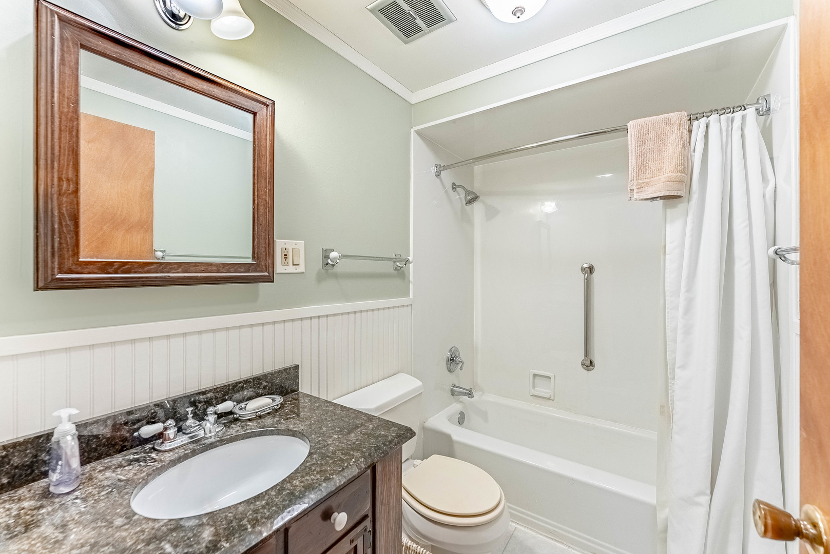 3S240 Burr Oak Drive Glen Ellyn IL 60137