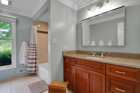 850 Carlyle Circle Lake Bluff IL 60044