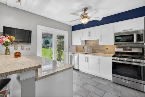6401 Otto Place Downers Grove IL 60516