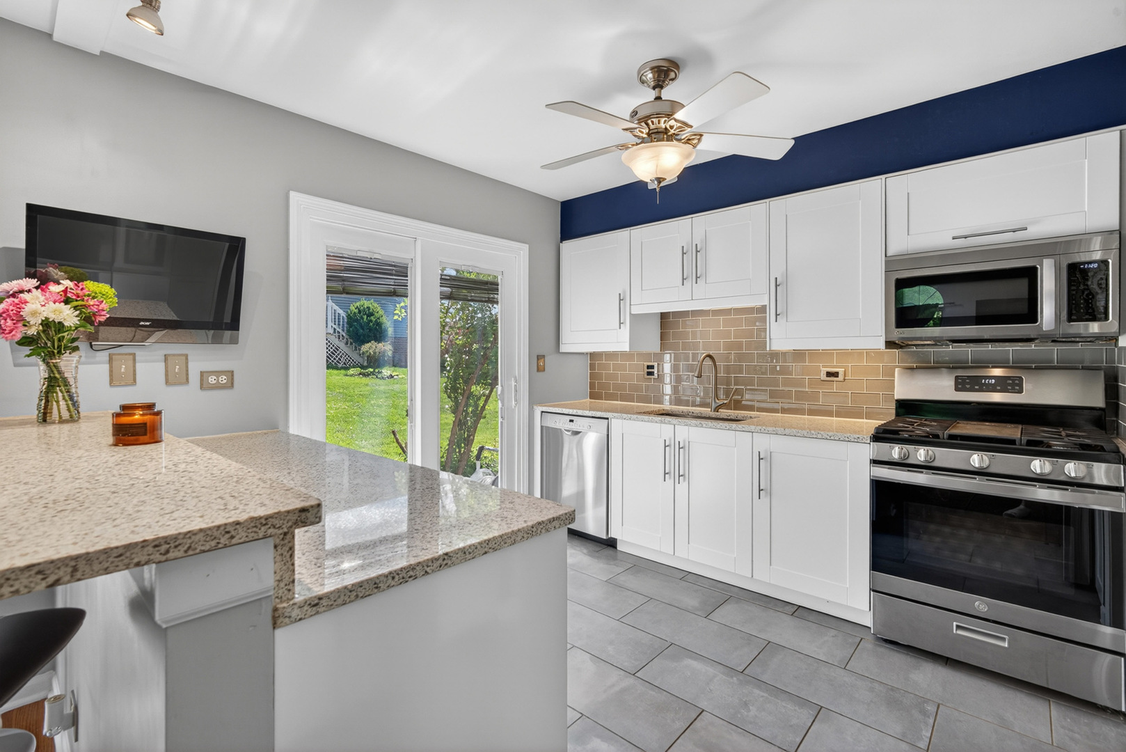 6401 Otto Place Downers Grove IL 60516