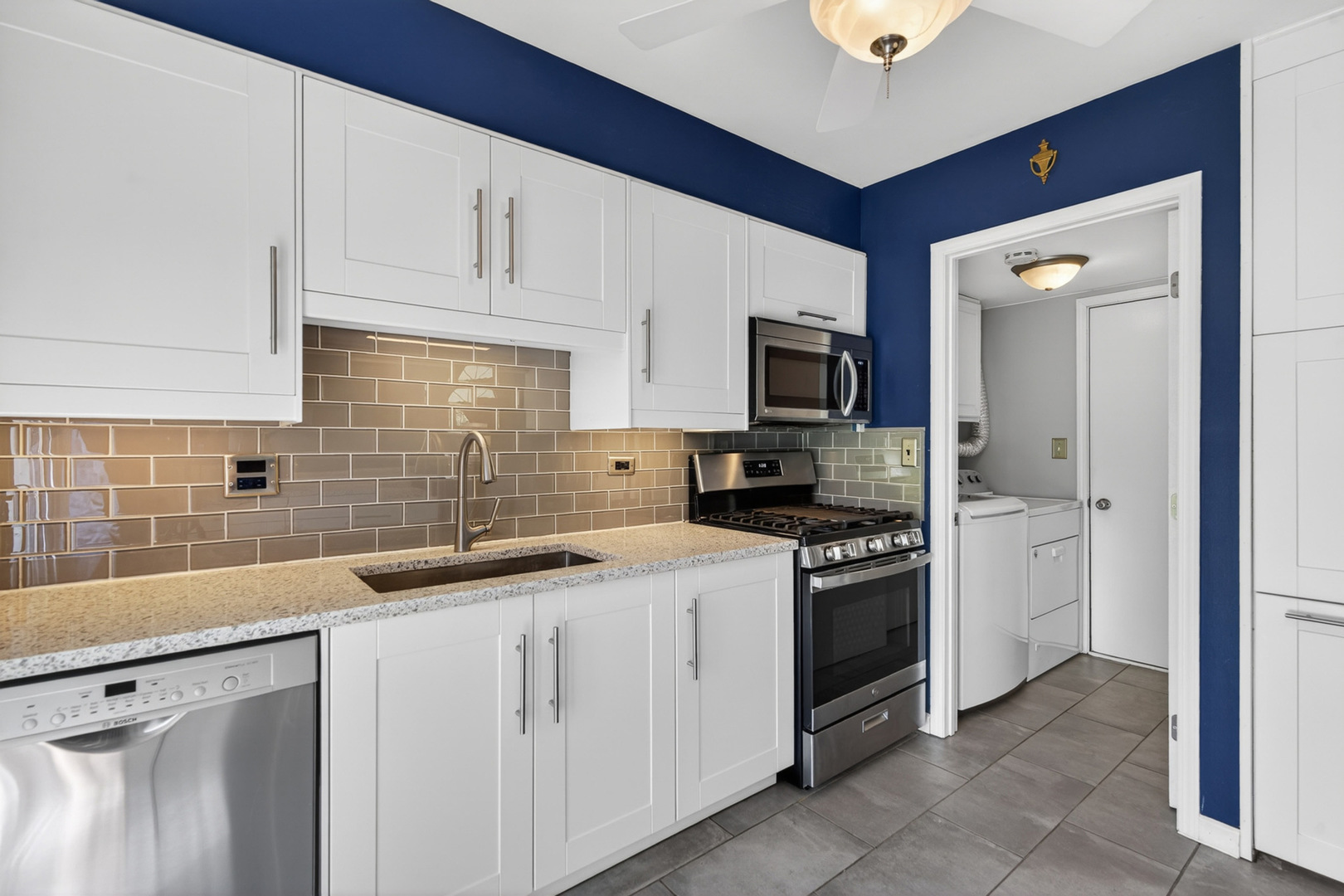 6401 Otto Place Downers Grove IL 60516